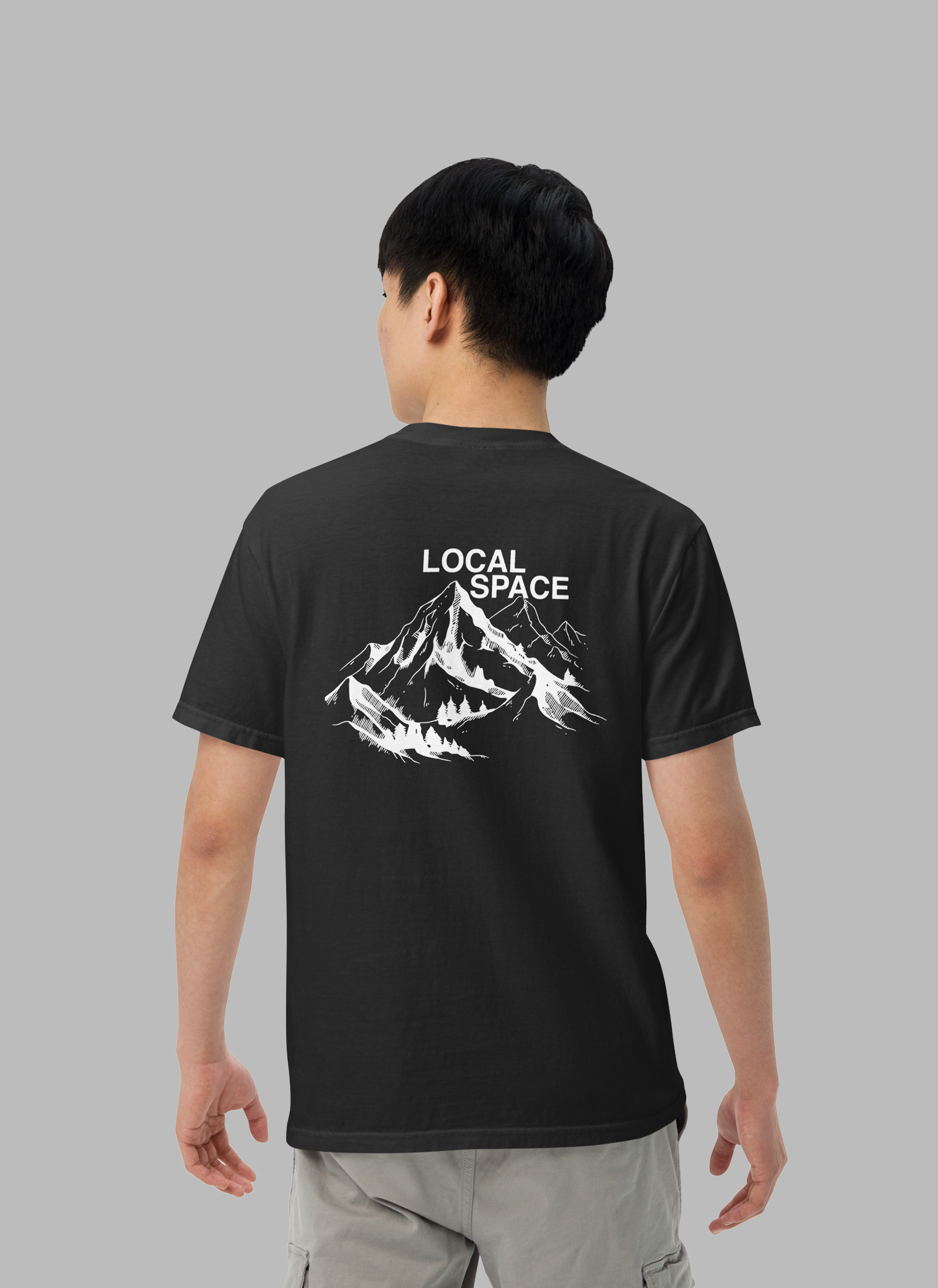 Unisex garment-dyed heavyweight t-shirt