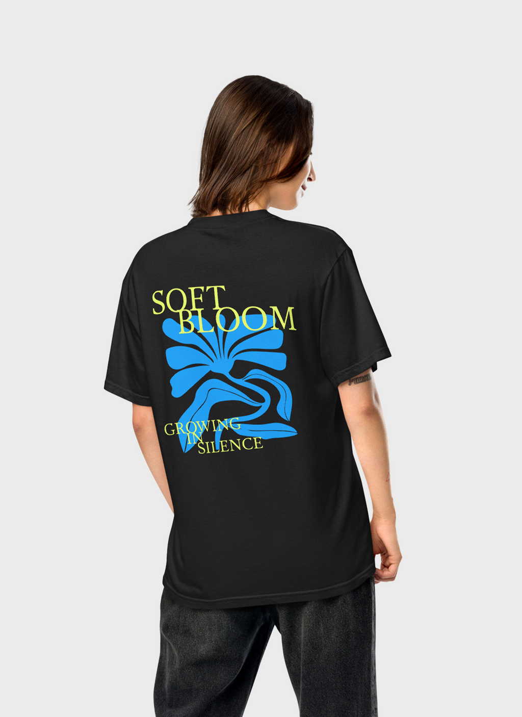 Unisex garment-dyed heavyweight t-shirt